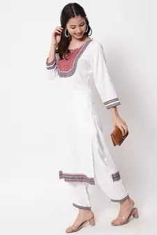 MATINE Women White Cotton Kurta and Salwar Sets 