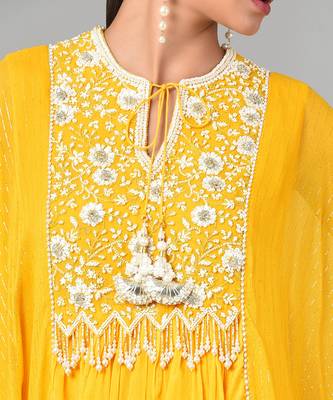Ivory Bead Sequins Embellished Mustard Tunic Set 6