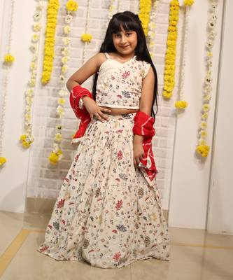 Embroidered Lahenga with beaded crop top and dupatta 2