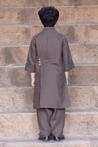 Forest Night Green Embroidered Linen Pathani Suit