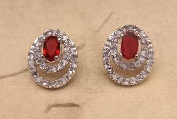 Red earrings 1