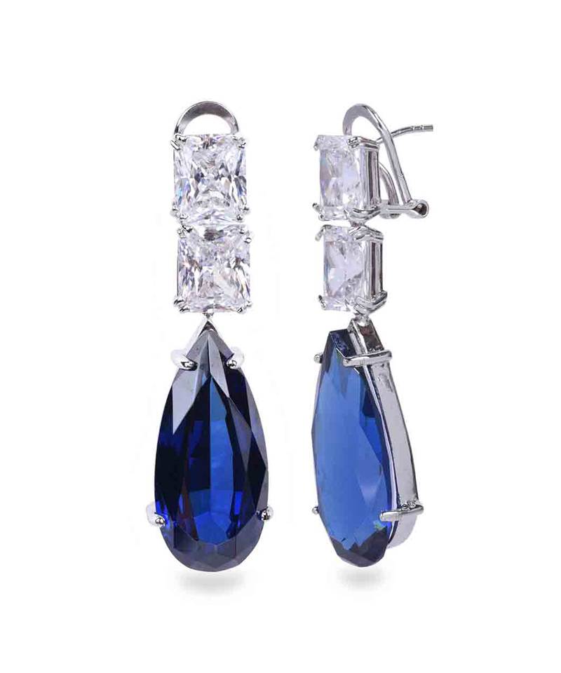 Blue Princess Cut Diamonds With Pear Shaped Blue Sapphire