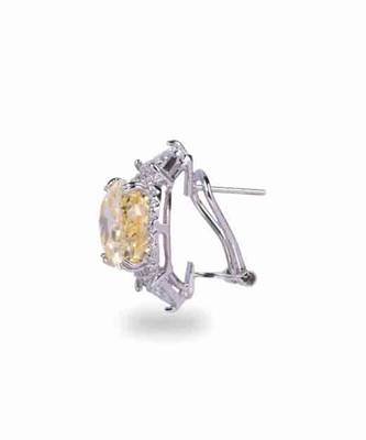 Yellow Bali Style Oval Yellow Sapphire With Diamonds 4