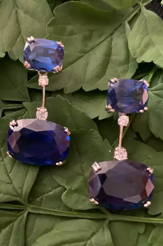 Blue Sapphire Oval Top With Oval Drop