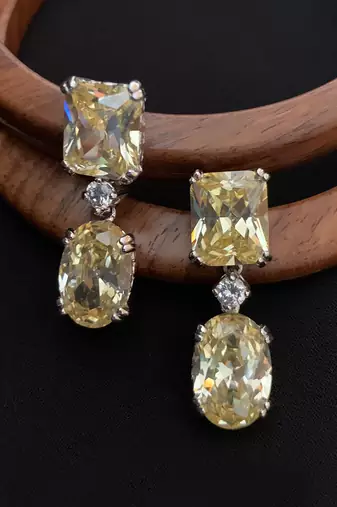 Yellow Sapphire Rectangle Top With Oval Yellow Sapphire Drop