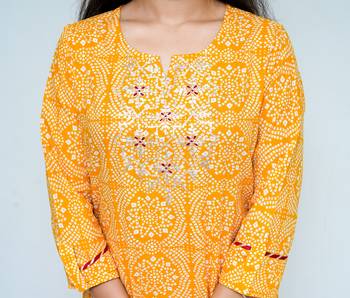 Yellow Cotton bandhni printed kurti 3