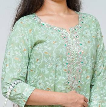 WOMEN'S COTTON HAND BLOCK PRINTED PISHTA GREEN STRAIGHT KURTA WITH PANT 2