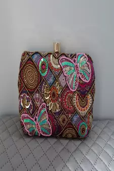PINK MULTI COLOR HAND EMBROIDED BEADED CLUTCH CUM SLING BAG (size : 9inch  L X 6inch W)