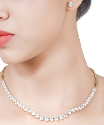 White Half Solitaire Necklace With Earrings 1