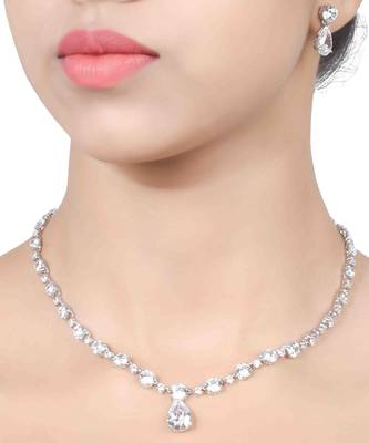 White Solitaire Necklace With Pear Drop Pendant And Earrings 1
