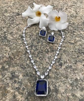 Blue Oval Solitaire Necklace With Big Blue Sapphire Pendant And Earrings 3