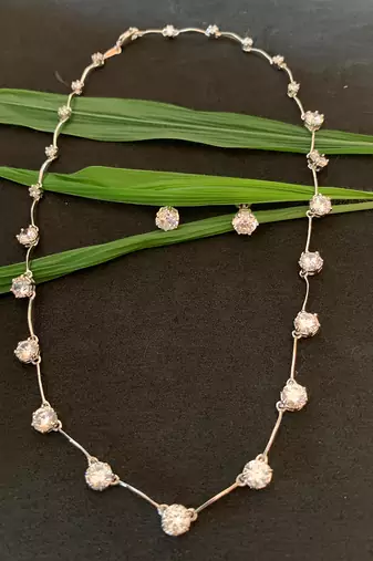 White Equal Solitaire Apart