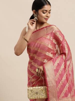 Geroo Jaipur Handwoven kota doria zari booties Saree 1