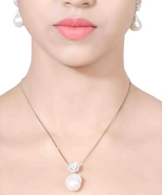 White Fused Solitaire With Baroque Drop With Earrings 2