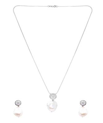 White Fused Solitaire With Baroque Drop With Earrings 4