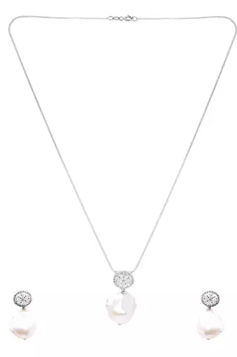 White Fused Solitaire With Baroque Drop With Earrings