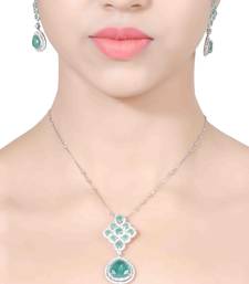 Green Emerald And Diamond Rhombus With Emerald Pear Drop And Earrings