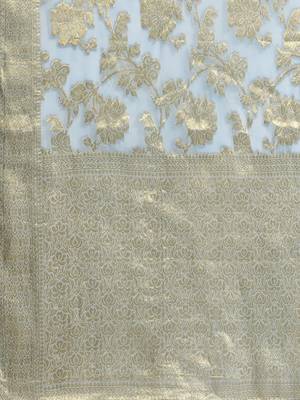 Hand Woven Grey Zari Jaal Saree 5