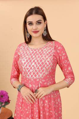 Growish Goitapatti work Printed Stylish Anarkali Gown 5