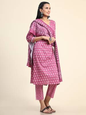Growish Printed Kurta set with Dupatta 4