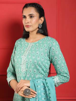 Growish Printed Kurta set with Dupatta 2