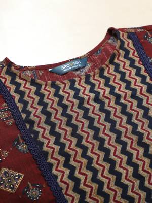 Growish Maroon Capsule Foli print Indo Western Style Dress 4