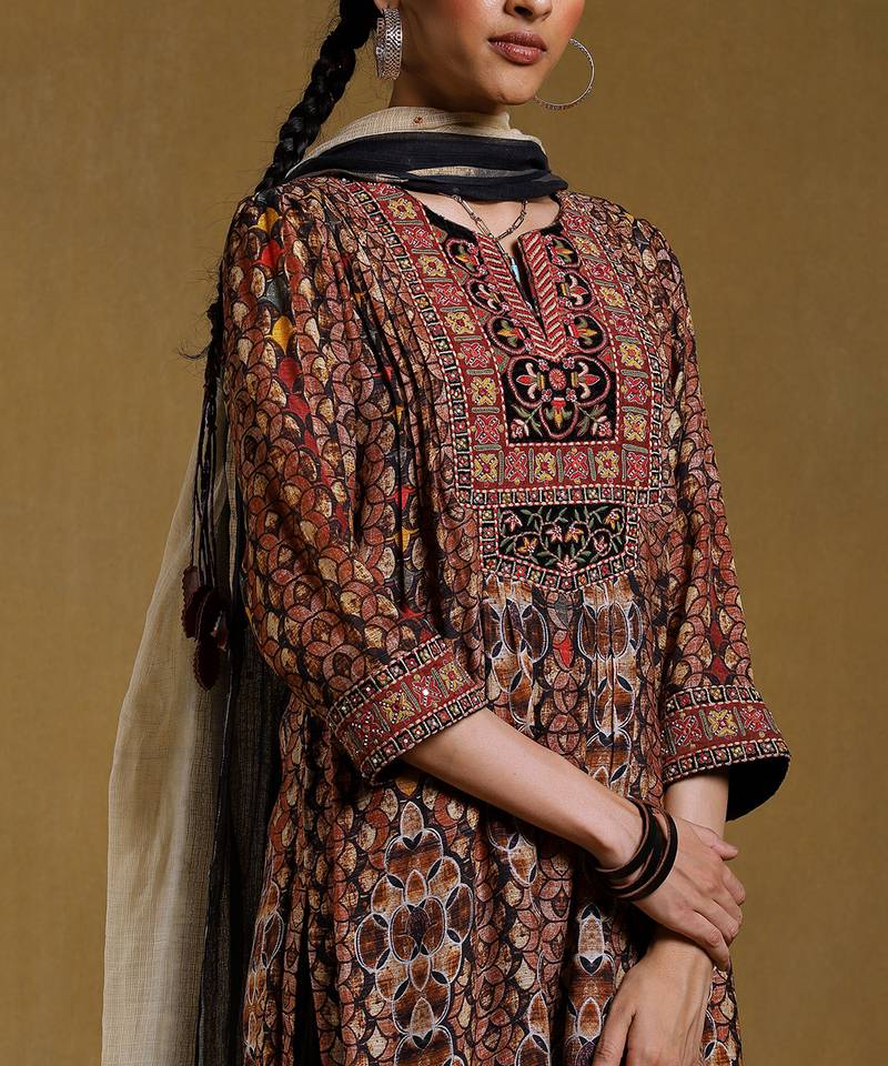 Black Printed Kurta Set by RITU KUMAR