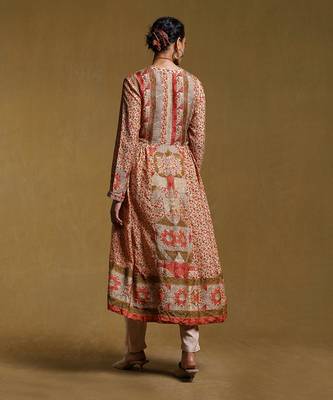 Beige Printed Kurta Set by RITU KUMAR 4