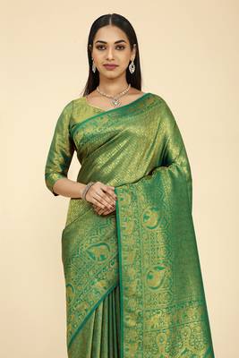 Green woven silk saree with blouse 2