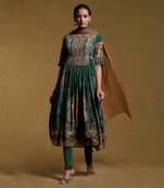 Green Printed Kurta Set by RITU KUMAR