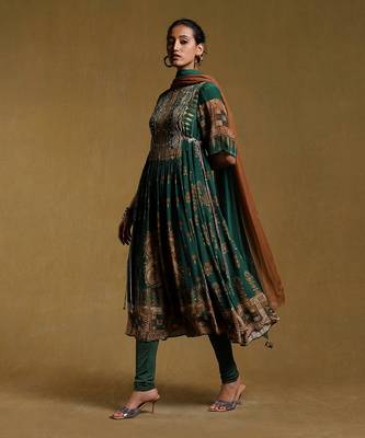 Green Printed Kurta Set by RITU KUMAR 2