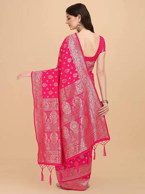 Pink printed Banarasi silk blend saree with blouse 2