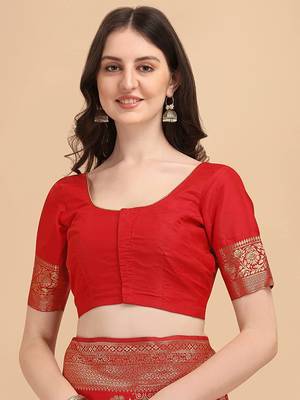 Red printed Banarasi silk blend saree with blouse 3