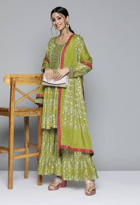 Green floral print silk blend salwar 4