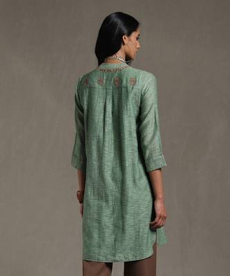 Green Embroidered Kurti by RITU KUMAR 2