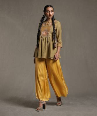 Green Embroidered Kurti by RITU KUMAR 1