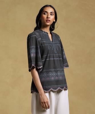 Black Striped Kurti by RITU KUMAR 2