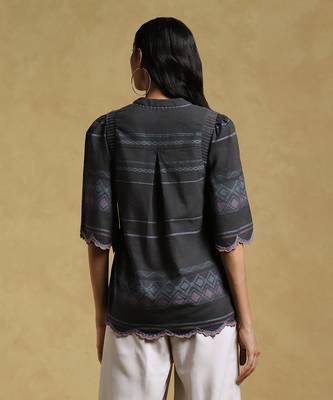 Black Striped Kurti by RITU KUMAR 3