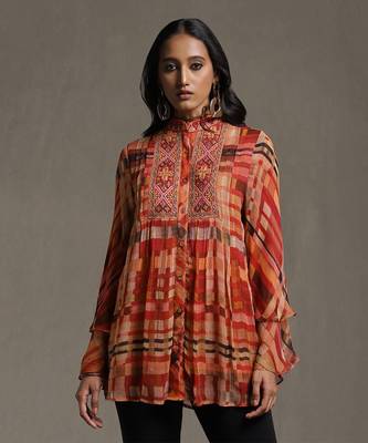 Rust Geometric Print Kurti by RITU KUMAR 5