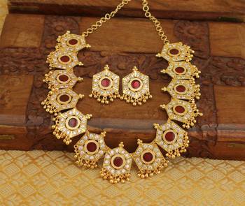 Red palakka Gold plated necklace with screw back earrings 2