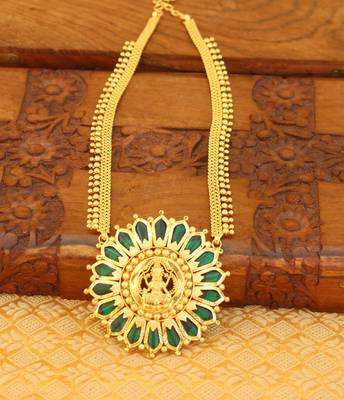 Temple high gold palakka necklace 1