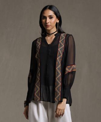 Black Embroidered Kurti by RITU KUMAR 2
