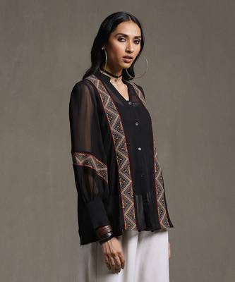 Black Embroidered Kurti by RITU KUMAR 4