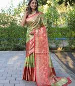 Green Woven silk blend Blend Saree With Blouse