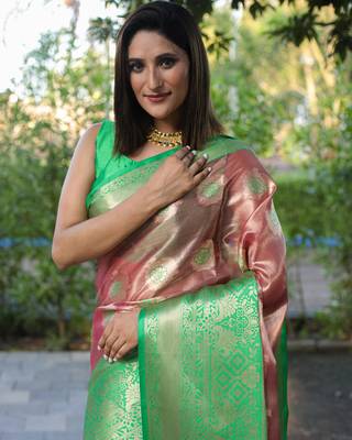 Peach woven silk blend saree with blouse 4