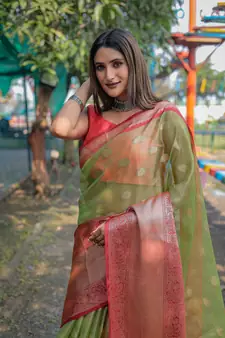 Green Woven Organza Saree With Blouse