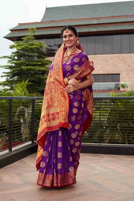 Purple Woven silk blend Blend Saree With Blouse 2
