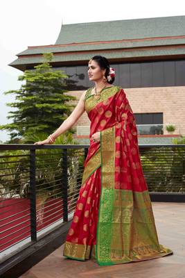 Red Woven silk blend Blend Saree With Blouse 1