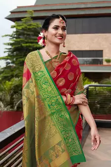 Red Woven silk blend Blend Saree With Blouse