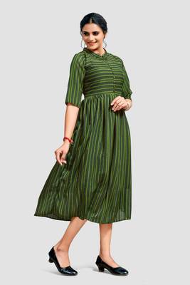 Green printed crepe short-dresses 3